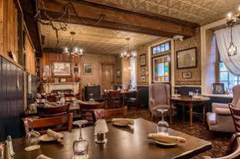 The Fairfield Inn 1757 Extérieur photo