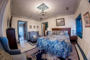 The Fairfield Inn 1757 Extérieur photo